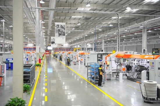 打好金融“組合拳”，夯實制造業根基 智能化產品引領新征程